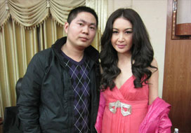 广州赢咖与明星合影